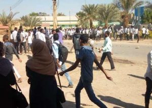 مشيداً بجماهير عطبرة وبورتسودان: “المؤتمر السوداني” يدعو لتصعيد العمل الجماهيري المقاوم حتى إزاحة النظام