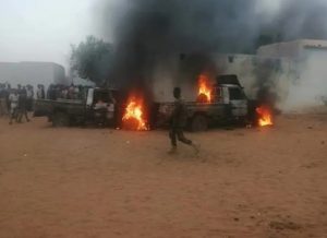 مصادر أمنية: لا فض لاعتصام كتم ومجموعة تتبع لعبد الواحد حرقت مركز الشرطة وعدة سيارات