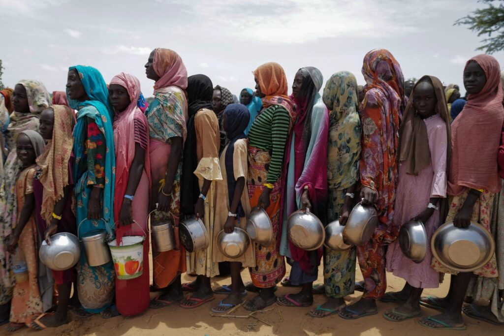 تقرير يحذر من خطر حدوث مجاعة في ١٤ منطقة سودانية